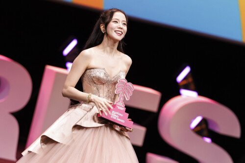 Jisoo_April232026_Canneseries_HQPicsSpace_164_e0ab26fe17dbee21.jpeg