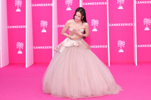 Jisoo_April232026_Canneseries_HQPicsSpace_244_9f228d512dd468d2.jpeg