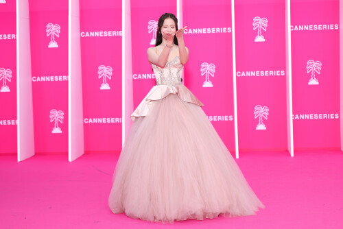Jisoo_April232026_Canneseries_HQPicsSpace_248_9523ac13f3351e05.jpeg