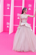 Jisoo_April232026_Canneseries_HQPicsSpace_281_128bab22511bad0d