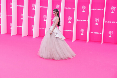 Jisoo_April232026_Canneseries_HQPicsSpace_286_1d1713b8d0f477e1.jpeg