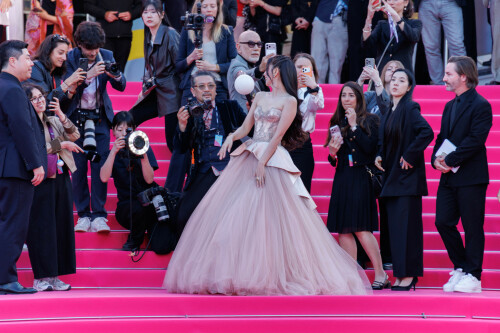 Jisoo_April232026_Canneseries_HQPicsSpace_292_e730ce6d6337ecd4.jpeg