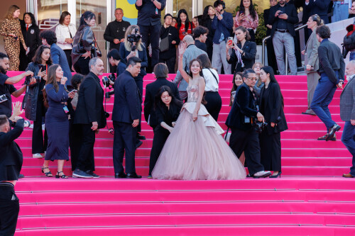 Jisoo_April232026_Canneseries_HQPicsSpace_299_451400d0d6c4fe47.jpeg