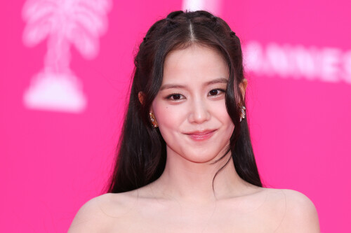 Jisoo_April232026_Canneseries_HQPicsSpace_309_f2c237589f491074.jpeg