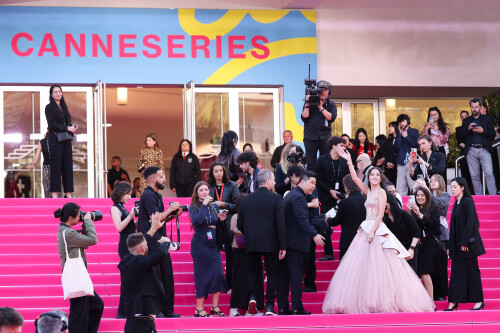 Jisoo_April232026_Canneseries_HQPicsSpace_316_287e2c6db5484593.jpeg