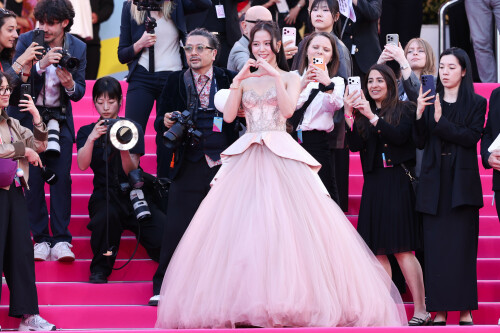 Jisoo_April232026_Canneseries_HQPicsSpace_317_1b98743fcdf4a19f.jpeg