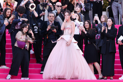 Jisoo_April232026_Canneseries_HQPicsSpace_321_da34a11c5cb54935.jpeg