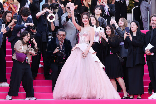Jisoo_April232026_Canneseries_HQPicsSpace_323_2fe0ce2941a493d6.jpeg