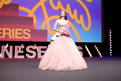 Jisoo_April232026_Canneseries_HQPicsSpace_333_7631a562d0fd8677.jpeg