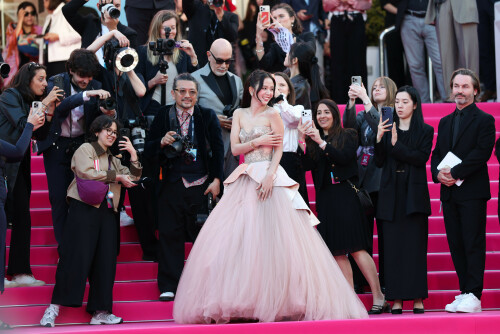 Jisoo_April232026_Canneseries_HQPicsSpace_343_b4df28411ae1d8e9.jpeg