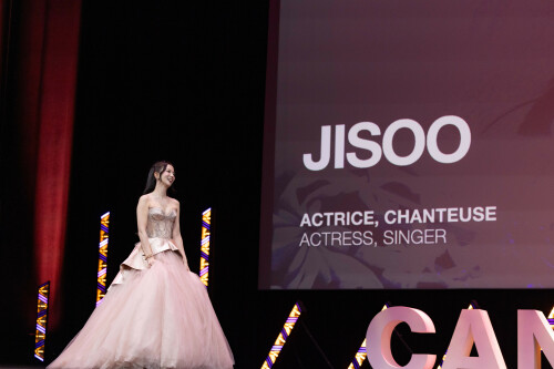 Jisoo_April232026_Canneseries_HQPicsSpace_371_b0f0f34d795684d9.jpeg
