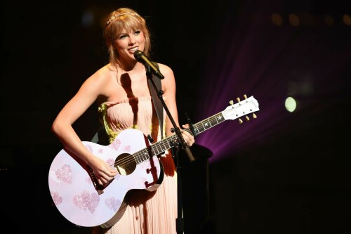 TaylorSwift_2019Time100_HQPicsSpace00099144cd0837961392.jpeg