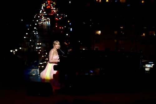 TaylorSwift_2019Time100_HQPicsSpace0014a37669afd04bec98.jpeg