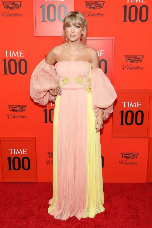 TaylorSwift_2019Time100RedCarpet_HQPicsSpace_101_63338cddfae69a33