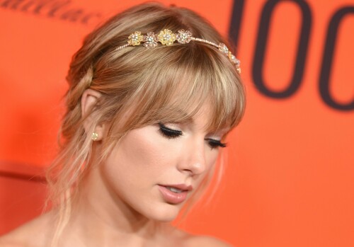 TaylorSwift_2019Time100RedCarpet_HQPicsSpace_173_47b79abd91a39538.jpeg