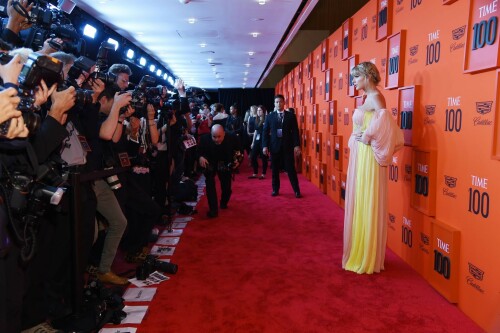 TaylorSwift_2019Time100RedCarpet_HQPicsSpace_18_77cc429e21e627e8