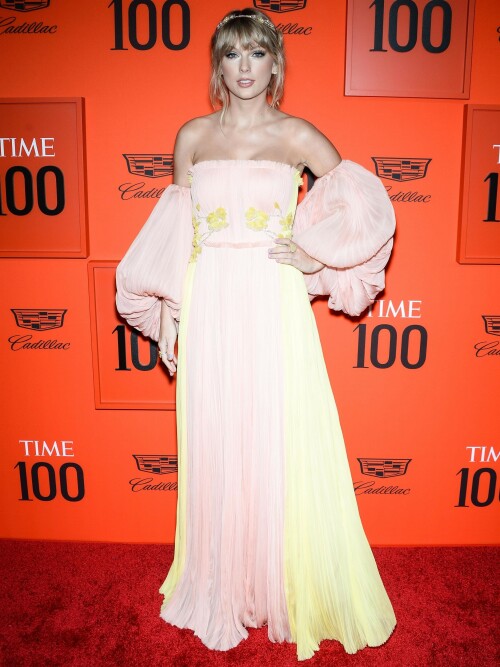 TaylorSwift_2019Time100RedCarpet_HQPicsSpace_208_44ee179bed2a54c9.jpeg