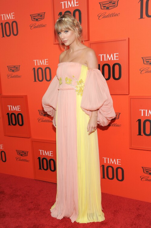 TaylorSwift_2019Time100RedCarpet_HQPicsSpace_242_d4976215cc4dc36a.jpeg