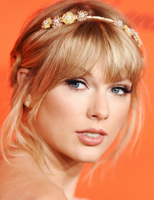TaylorSwift_2019Time100RedCarpet_HQPicsSpace_36_56006ffa7036bd3b