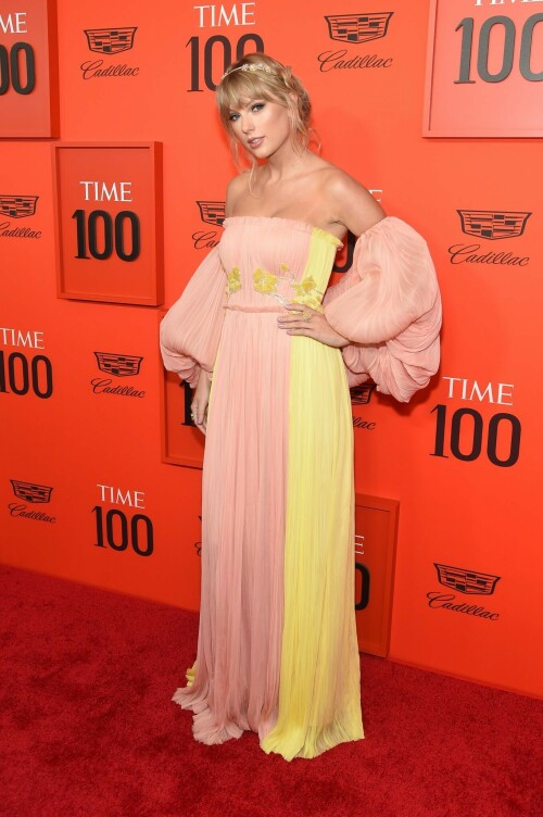 TaylorSwift_2019Time100RedCarpet_HQPicsSpace_5_8d67bb3d011a8a43.jpeg