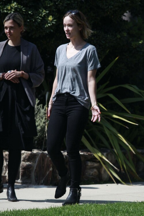 OliviaWilde_April42018_HQPicsSpace_2_f1a81c422f63a66b.jpeg