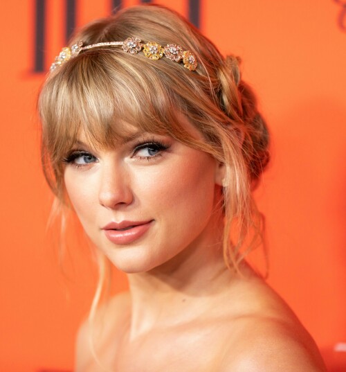 TaylorSwift_2019Time100RedCarpet_HQPicsSpace_290_af70243cc1b728b3.jpeg