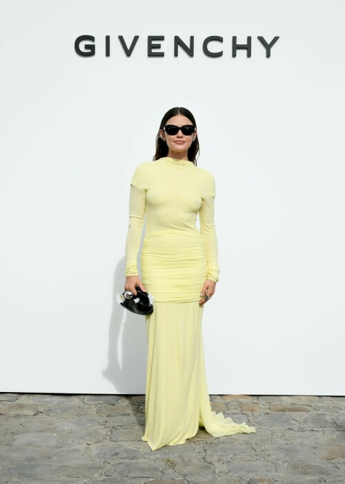 LucyHale_September282023_GivenchyShow_18_cdbcd1fd3fe24f66.jpeg