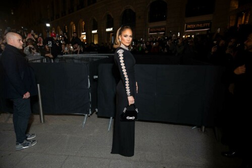 JenniferLopez_Valentino_January242024_HQPicsSpace0016304c62cf4e34c503