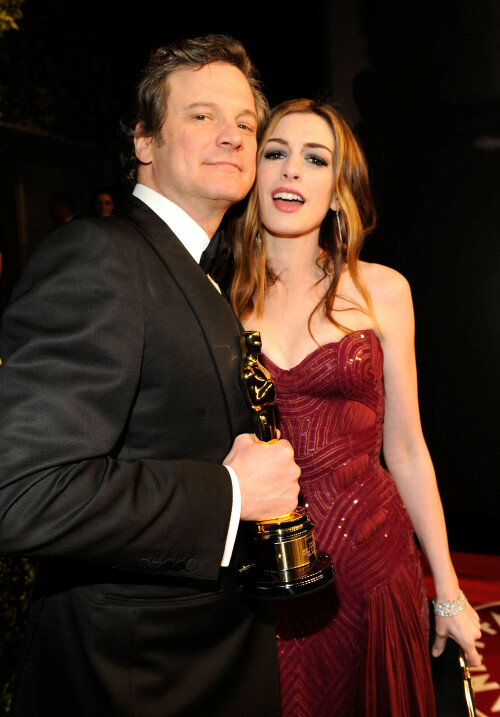 AnneHathaway_VanityFairOscarParty_February272011_HQPicsSpace_50_02c4323a199659be.jpeg