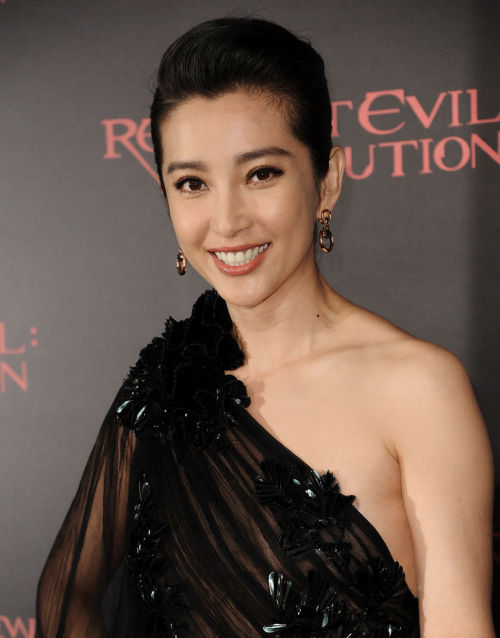 LiBingBing_LA_September122012_6_fb021ee0b434ff6b.png