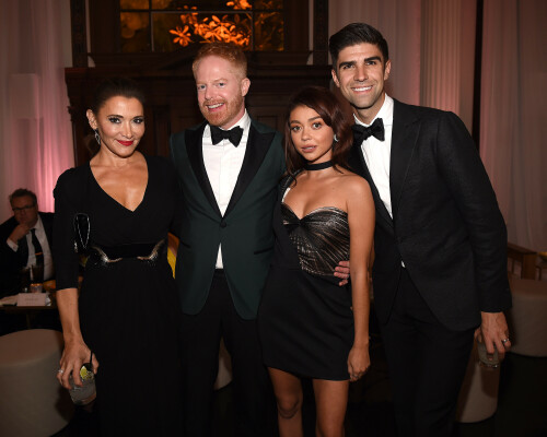 SarahHyland_September172017_AfterParty_HQPicsSpace_93_5ab4a813186d4106