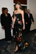 TaylorSwift_SongwritersHallOfFame_June112026_HQPicsSpace_28_08998b660dbb268a