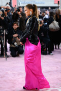 JenniferLopez_June32026_HQPicsSpace_40_28de5a23d2ea1951