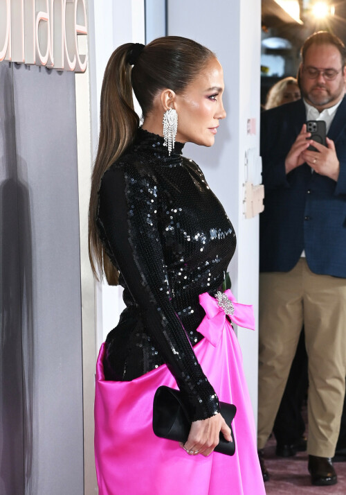JenniferLopez_June32026_HQPicsSpace_4_9bf569ed03998f2a.jpeg
