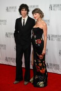 TaylorSwift_SongwritersHallOfFame_June112026_HQPicsSpace_125_d65c3573984053b0