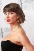 TaylorSwift_SongwritersHallOfFame_June112026_HQPicsSpace_42_1a334729aa9f5332