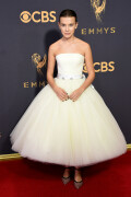 MillieBobbyBrown_2017_EmmyAwards_139_c524a631b062d236