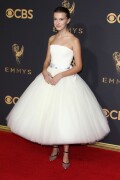 MillieBobbyBrown_2017_EmmyAwards_172_bf0a942ef2f74023