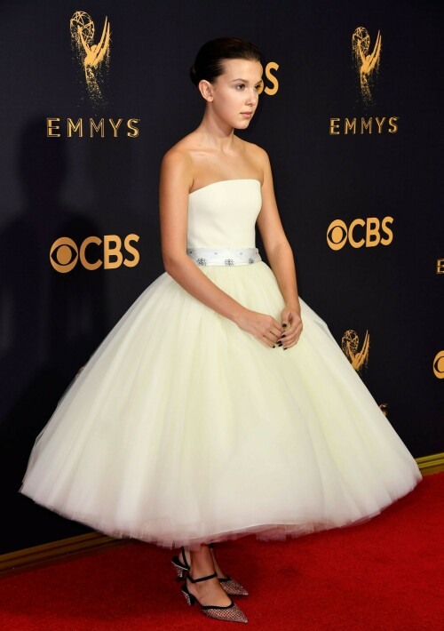 MillieBobbyBrown_2017_EmmyAwards_39_3dce46cf6e306bfb.jpeg