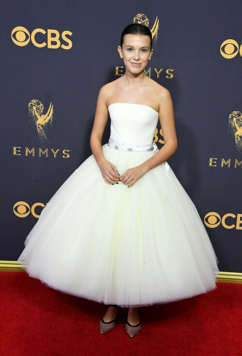 MillieBobbyBrown_2017_EmmyAwards_75_fb4265a9b5e3d7f2.jpeg