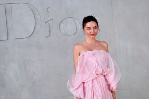 Miranda-Kerr_DiorCruiseShow_May132026_HQPicsSpace_34_59a0a25035b58da6.jpeg