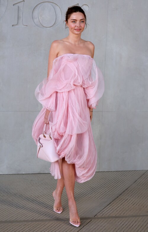 Miranda-Kerr_DiorCruiseShow_May132026_HQPicsSpace_40_e302a58571b39702.jpeg