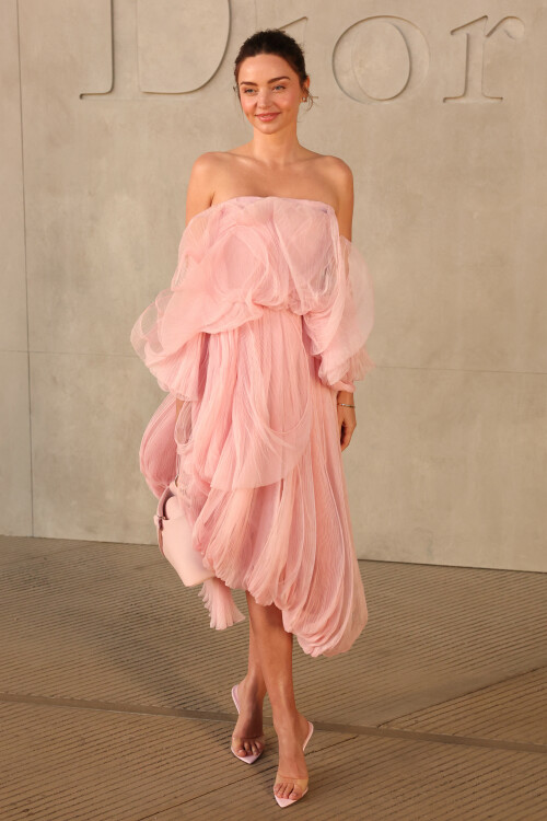 Miranda-Kerr_DiorCruiseShow_May132026_HQPicsSpace_48_535ad2ec4c31fdd8.jpeg