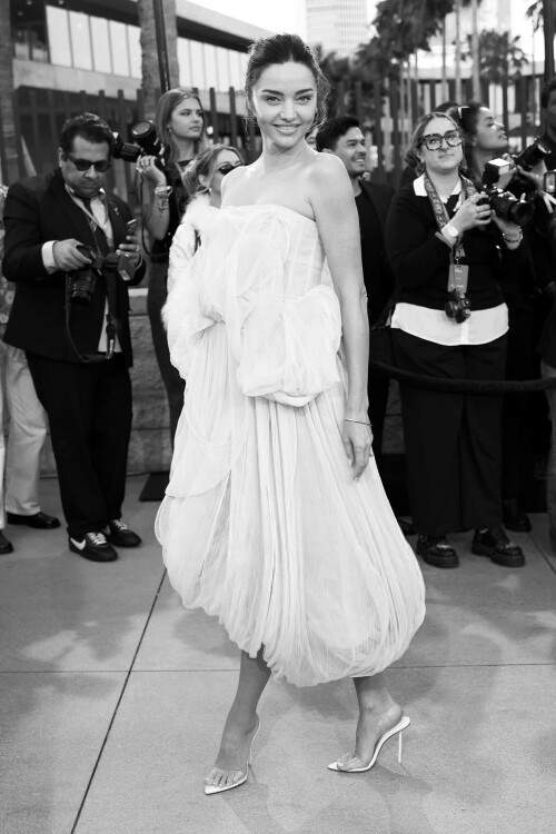 Miranda-Kerr_DiorCruiseShow_May132026_HQPicsSpace_6_5fdae53a10982072.jpeg