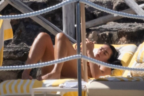 DuaLipa_CallumTurner_PortoErcole_Italy_June212026_3_6f6ee079497d48c6