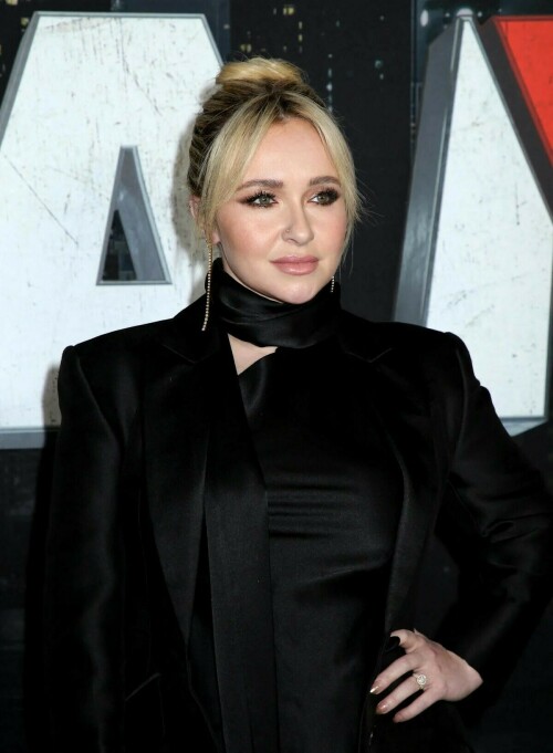 HaydenPannetiere_ScreamVIWorldPremiere_March62023_HQPicsSpace_3_f24bf59b8c873cae.jpeg