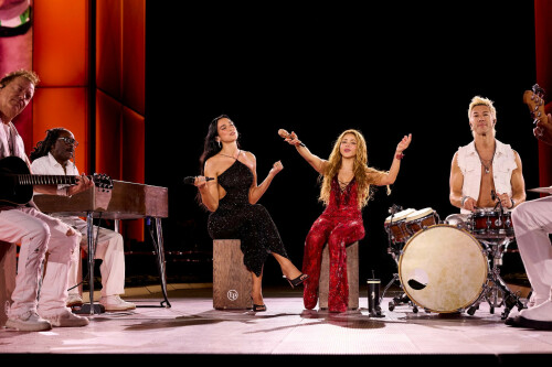DuaLipa_Shakira_October32026_HQPicsSpace_4_b8afe0065d64b794